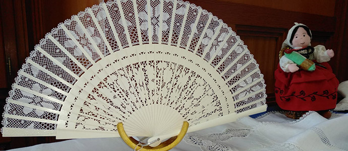 El encaje de bolillos, protagonista en La Casona de Reinosa