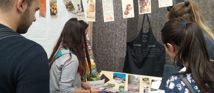 Pesquera acudi a la Feria del Mundo Rural de Torrelavega