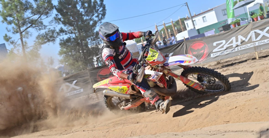 El piloto campurriano Alexis Fern�ndez Castro, plata en los prestigiosos 6Days Portugal 2026