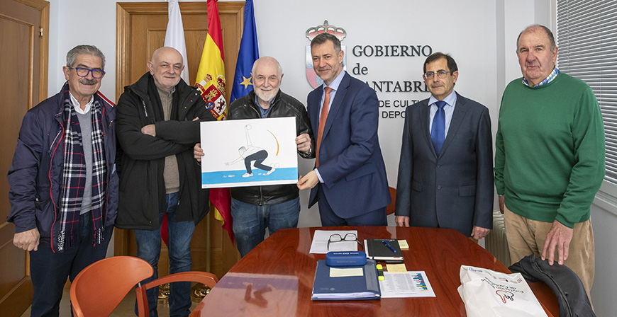El pintor Pedro Sobrado entrega al consejero de Cultura una litografa encargada por la Fundacin Bolos de Cantabria