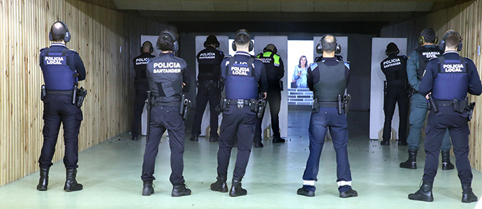 El Plan de formacin de seguridad ciudadana para policas locales de Cantabria dobla su nmero de plazas