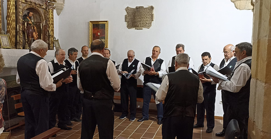 Policarpo Gmez y Dolores Robledo celebran sus bodas de oro