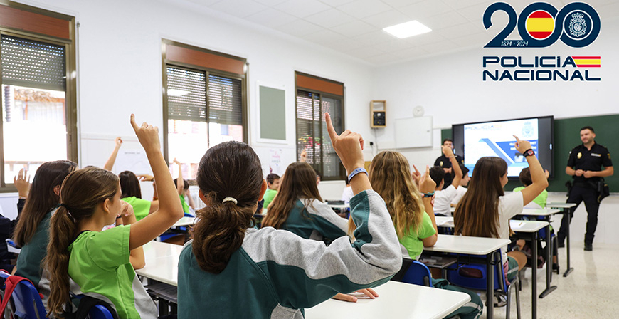La Polica Nacional comienza el nuevo curso escolar con el objetivo de fortalecer la educacin digital