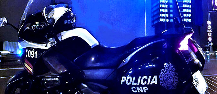 La Polica Nacional detiene a un joven por robo con fuerza en un establecimiento comercial de Santander