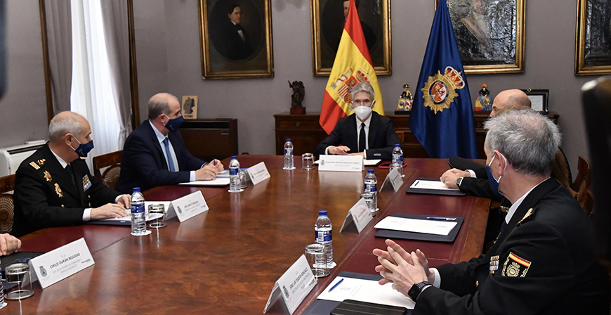 La Polica Nacional eliminar el requisito de estatura mnima para acceder al cuerpo