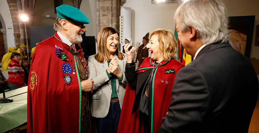 Potes recibe a Carmen Machi como 