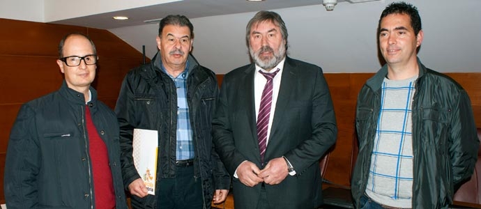 El PRC insta a Ganadera a 