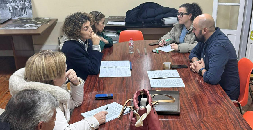 El PRC ofrece su apoyo a los trabajadores de las residencias San Francisco para buscar soluciones a la falta de personal