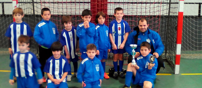El prebenjamn del Naval, subcampen del torneo de La Salle en Corrales