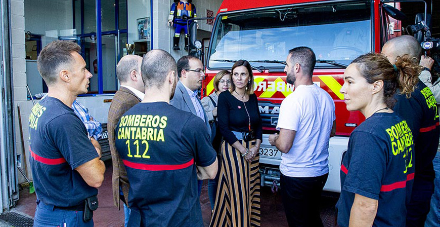 Presidencia cierra la redaccin de la ley que reconocer a los bomberos de Cantabria como agentes de la autoridad