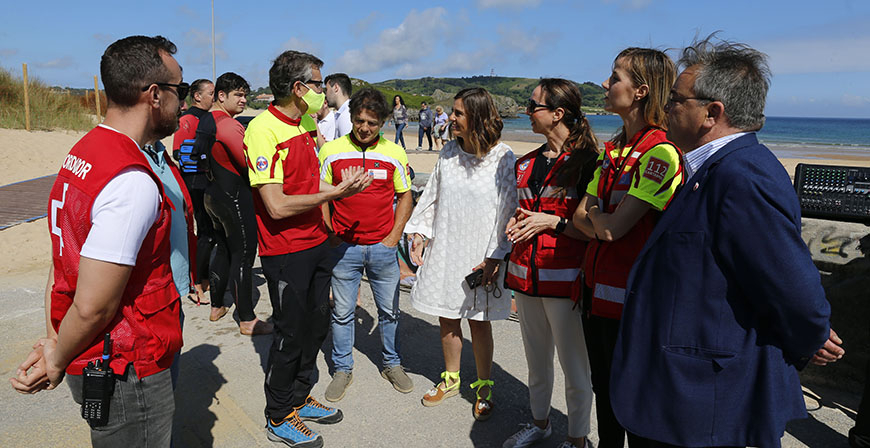 Presidencia destina 600.000 euros a reforzar el dispositivo de salvamento en playas en los municipios