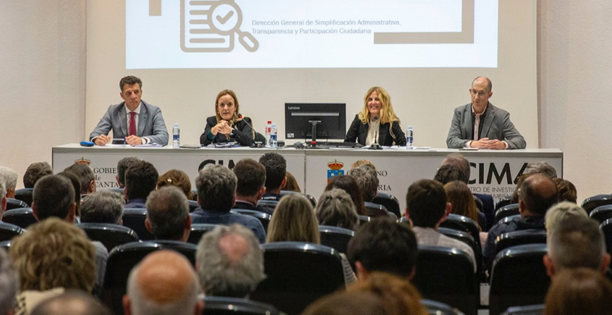 Presidencia se ofrece a los ayuntamientos a colaborar para lograr el 