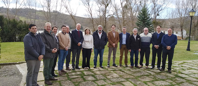 La presidenta de la CHE se rene con los alcaldes ribereos de Campoo