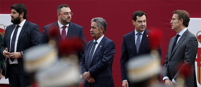 El presidente asiste en Madrid al desfile y a la recepcin de los Reyes con motivo del Da de la Fiesta Nacional