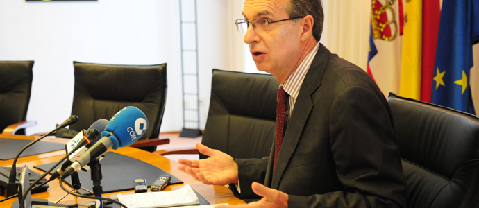 El presupuesto del Parlamento de Cantabria para 2015 asciende a casi 7.000.000 de euros