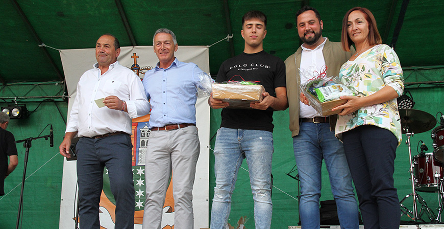 Prieto y Julin conquistan el Torneo de Petanca de Campoo de Enmedio