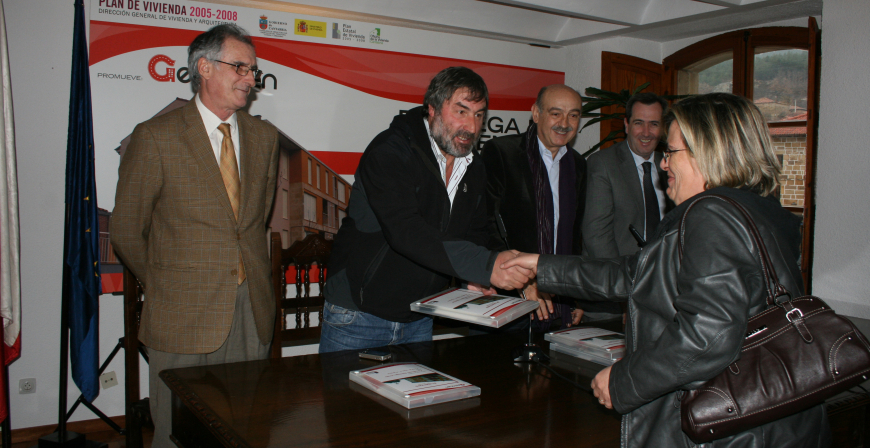 Las primeras viviendas sociales de Valderredible se construyeron en Ruerrero hace 25 aos