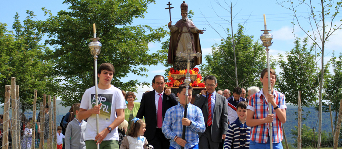Procesin de San Pedro en Requejo