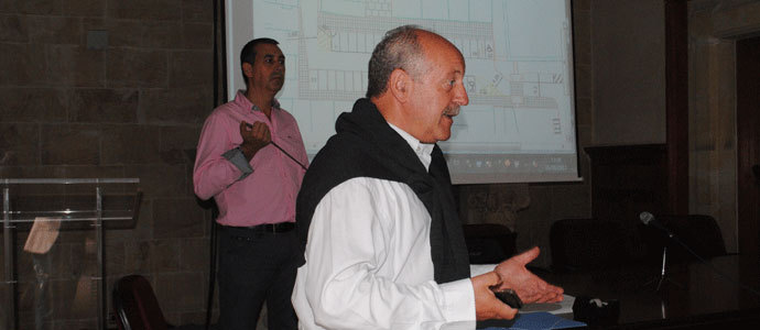 El proyecto de la Plaza de las Casetas se muestra a los vecinos