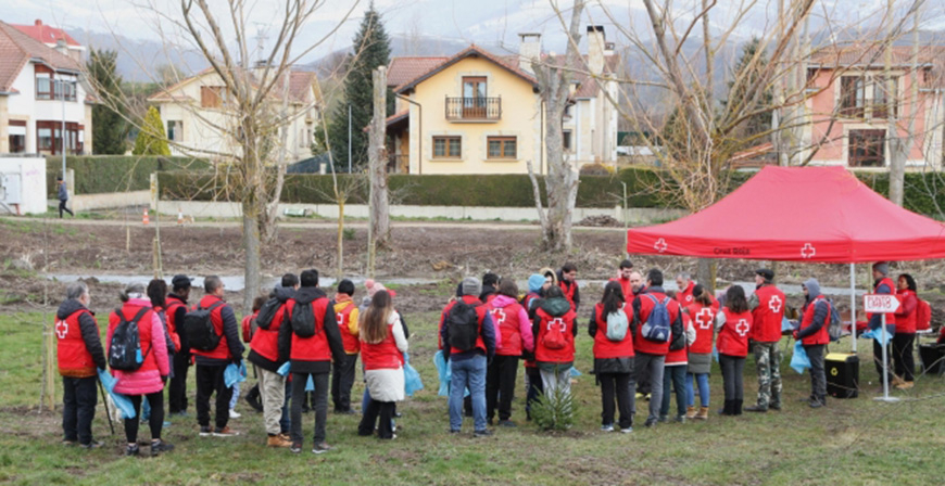 El #ProyectoLIBERA recoge ms de 220 kilos de 'basuraleza' del Jardn Botnico de Nestares
