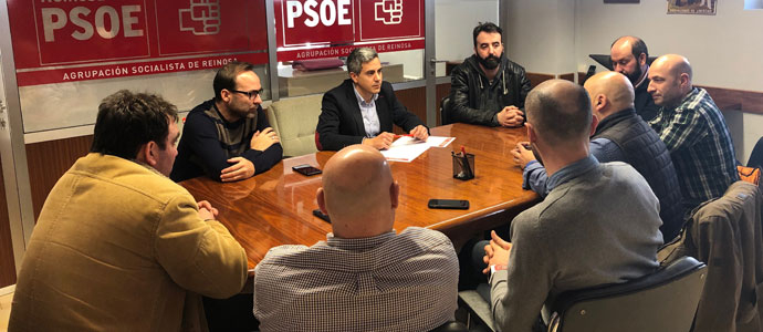 El PSOE muestra su apoyo a los trabajadores ante la 