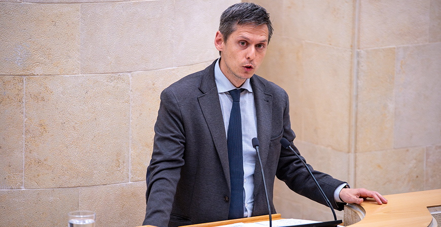 El PSOE propone un plan para reducir las listas de espera en la sanidad de Cantabria frente a las pol�ticas de 