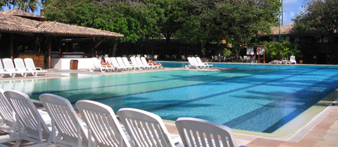 En qu debes fijarte para saber si una piscina es segura