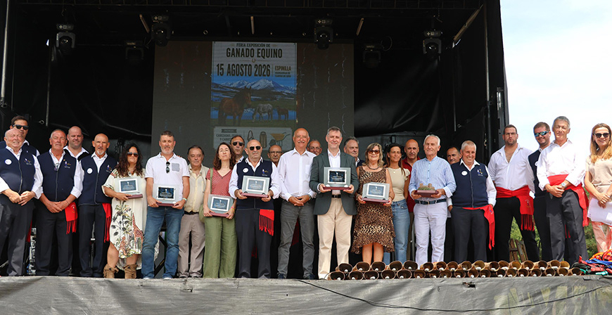 Radio Alto Campoo entreg� la vigesimoquinta edici�n de sus premios