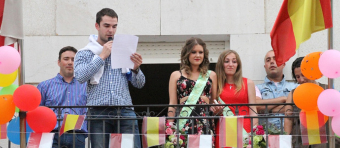 Rafa Blas, La Lnea, Nando Ageros y el XXV Descenso de carriculos para las fiestas de El Carmen