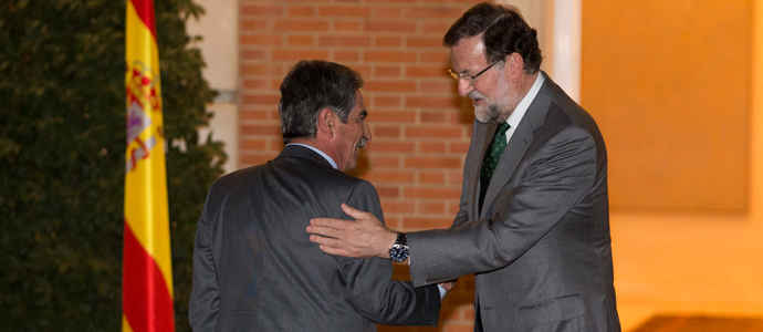 Rajoy promete a Revilla el pago total de Valdecilla y su apoyo para la reindustrializacin de Torrelavega