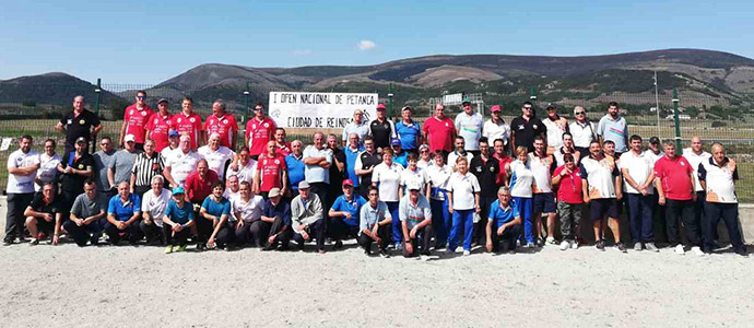Ramn, lvaro y ngel, del Club del Roble, levantaron el I Open Nacional de Petanca Ciudad de Reinosa