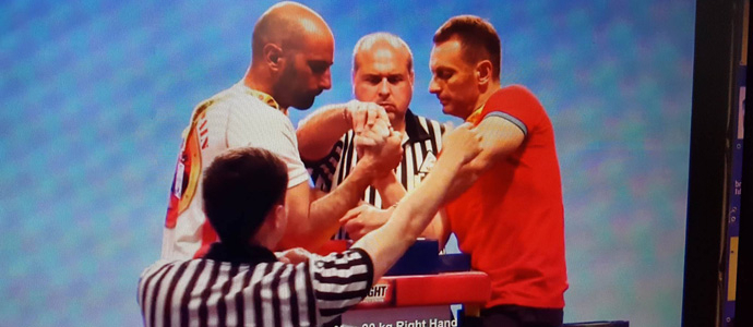 Ral Fernndez se cuelga el bronce en el Europeo de Lucha de Brazos