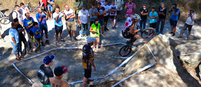 Ral Gutirrez cambia los pedales por el motor para preparar el Mundial de Biketrial