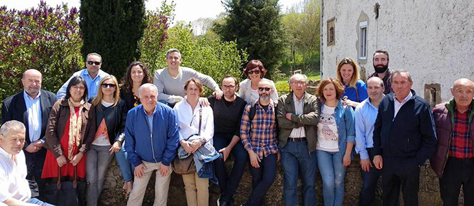 La reactivacin del polgono de la Vega y el apoyo al turismo cultural centran el discurso de Zuloaga en su visita a Campoo