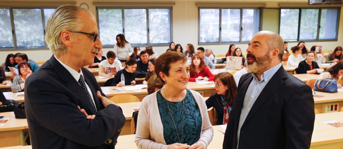 Real reivindica el papel de los mdicos de atencin primaria como eje del sistema sanitario