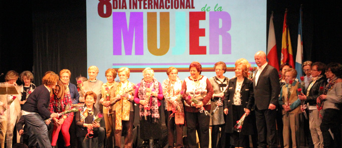 Reconocimiento a la mujer