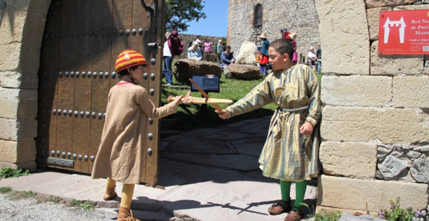 La recreacin medieval regresa al castillo de Argeso