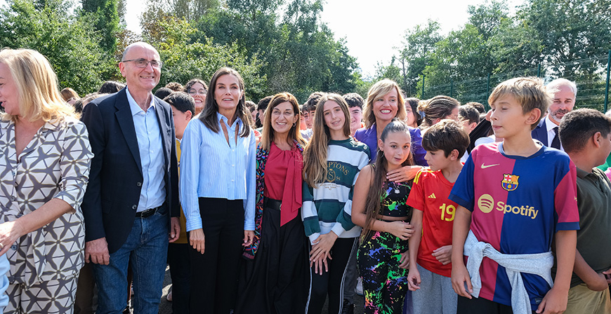 La reina Letizia visita el IES Jos Zapatero Domnguez de Castro Urdiales, con motivo de la apertura oficial del curso de FP