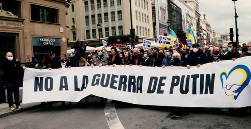Reinosa acogi el estreno del documental de Richard Zubelzu sobre la guerra de Ucrania