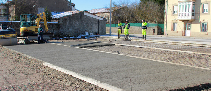 Reinosa construye un parque infantil en la avenida Cantabria