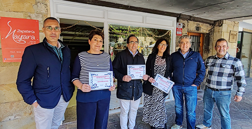 Reinosa convoca el tradicional Concurso de Escaparates Navideos