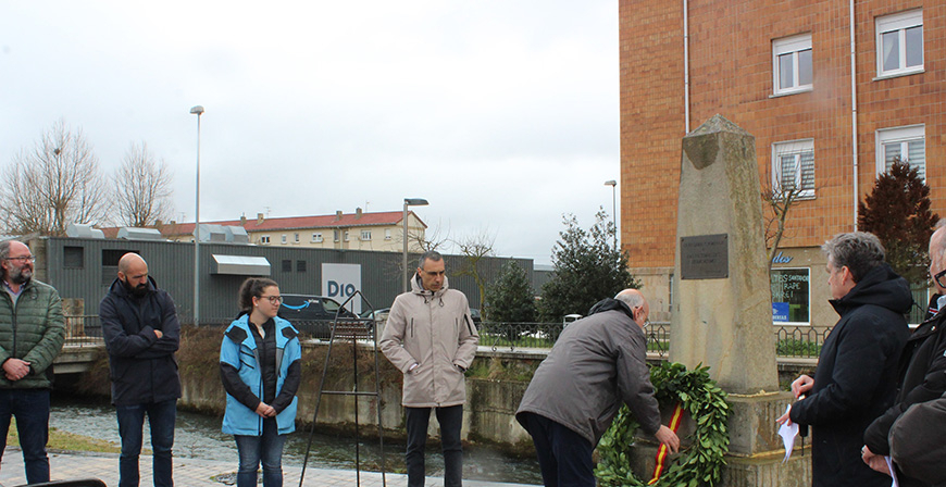 Reinosa homenajea a las vctimas del 11M