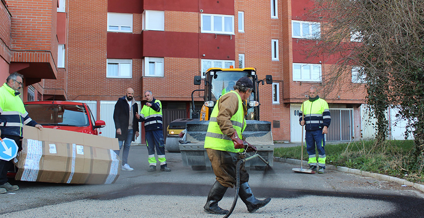 Reinosa inicia la campaa anual de bacheo con un presupuesto de 19.000 euros