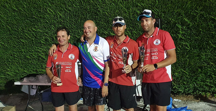 Reinosa A logra el tercer puesto del Torneo de petanca del Carmen de federados en Escobedo