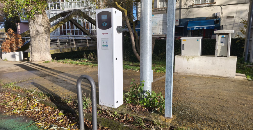 Reinosa pone en marcha cuatro puntos de recarga para vehculos elctricos en distintas zonas de la ciudad