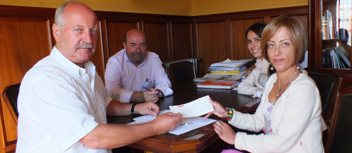 Reinosa recibe parte de la indemnizacin por el siniestro de la Plaza de Abastos