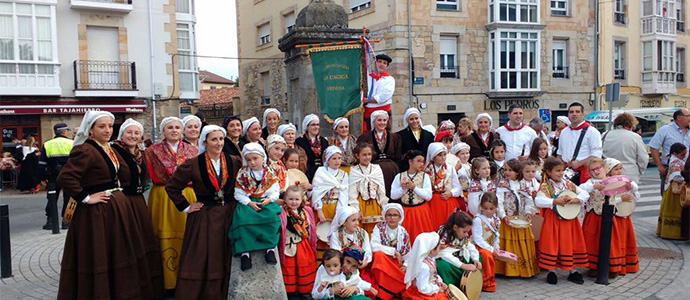 Reinosa recupera la 'Enramada de San Juan'