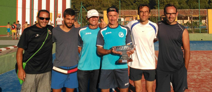 Los reinosanos ganaron en Herrera de Pisuerga el I Torneo de Tenis de Verano
