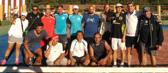 Los reinosanos ganaron en Herrera de Pisuerga el I Torneo de Tenis de Verano