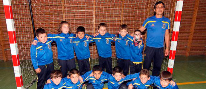 Reparto de victorias y derrotas para los jvenes futbolistas de Enmedio
